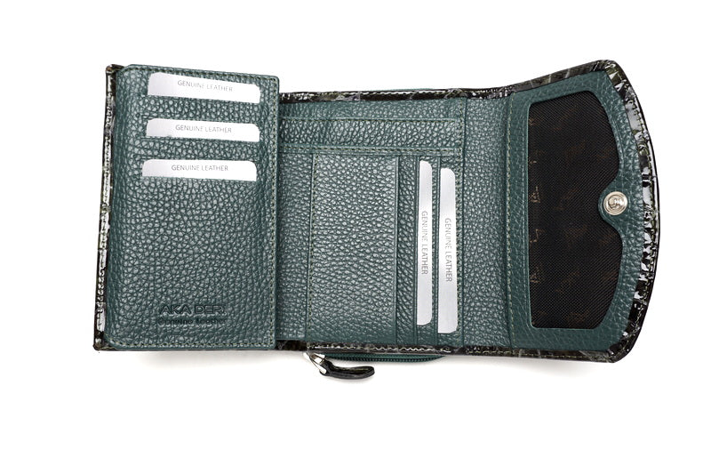 Žalia lakuota Aka odinė piniginė