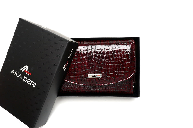 Bordo lakuota Aka odinė piniginė
