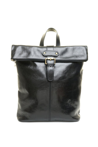 Juoda odinė kuprinė