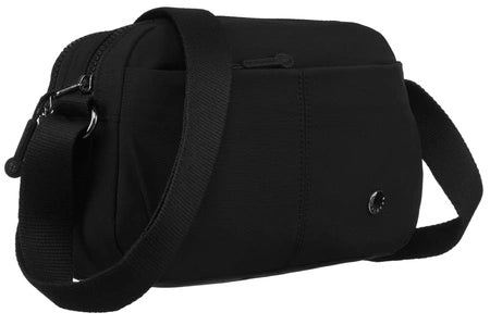 Juoda rankinė per petį